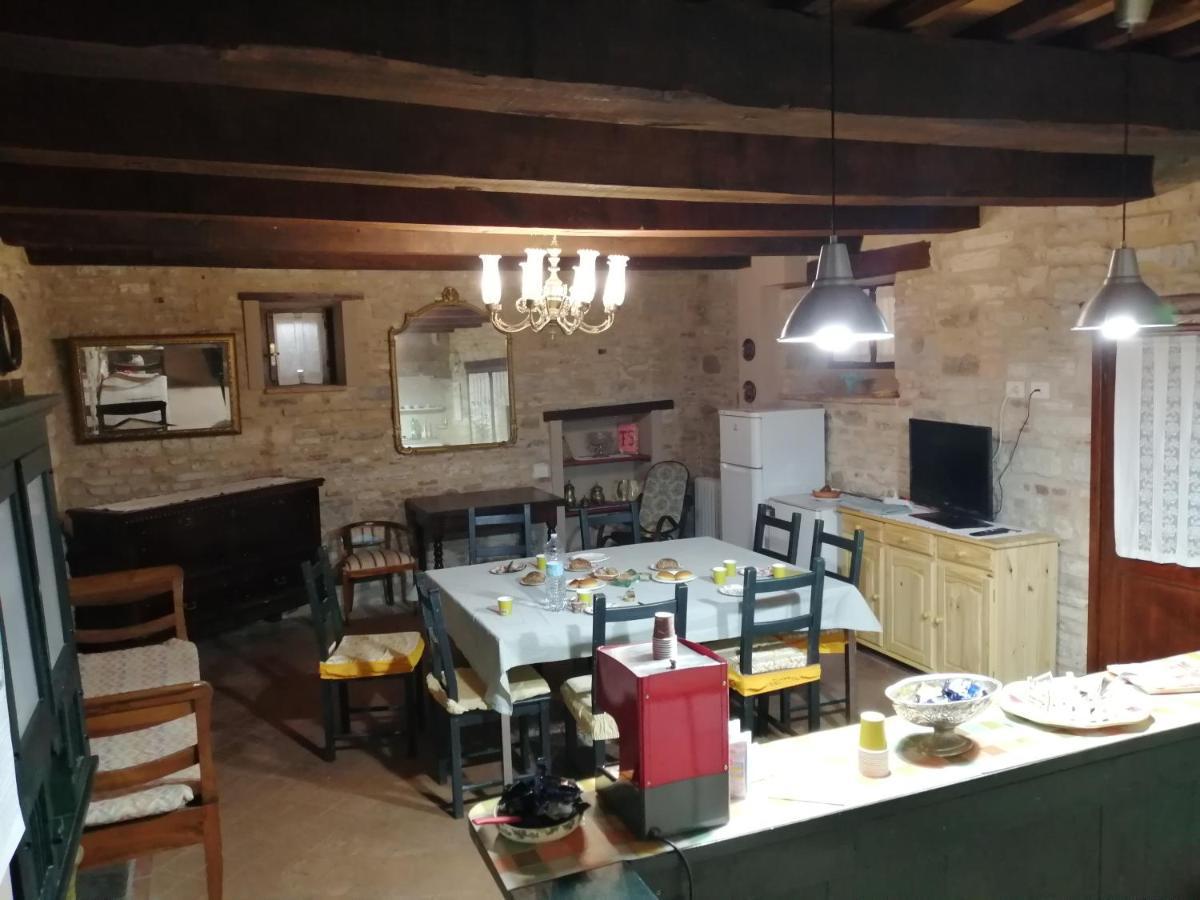 סן סברינו מארקה San Rocco Affittacamere מראה חיצוני תמונה